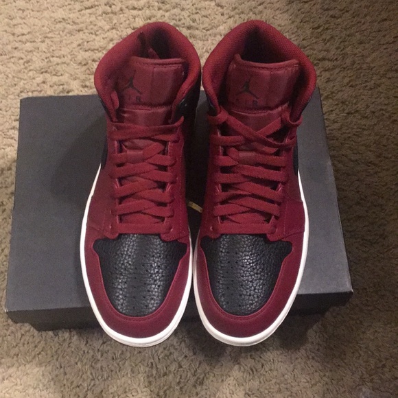 Air Jordan 1 Mid - Picture 4 of 4